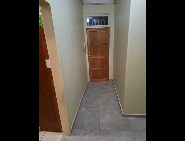 5 bed property to rent in HATFIELD